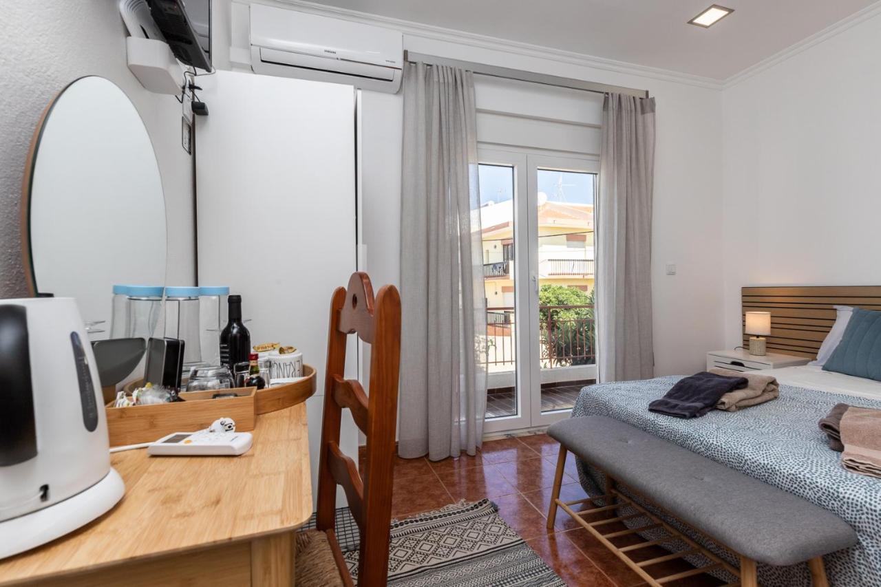 Single Room,1425392335:JPEG