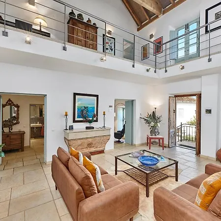 Quinta Da Colina Guest House/Twin Bedroom-2
