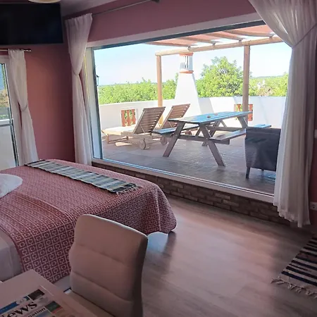 Alojamento local Patudos, Suite com terraço privado-2